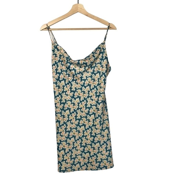 Urban Outfitters UO Mallory Cowl Neck Slip Mini Dress Blue Floral L - Picture 1 of 3